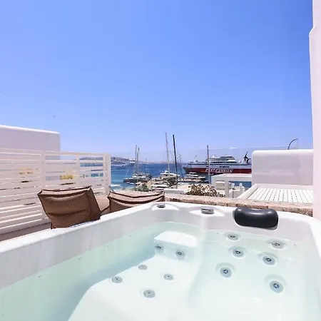 Life מלון דירות 4*