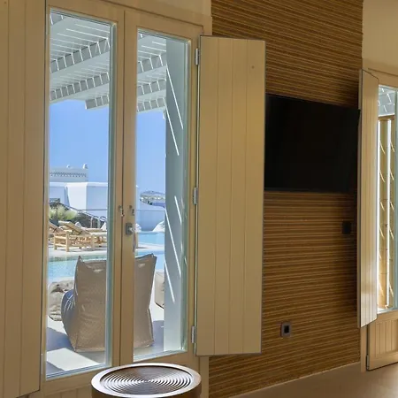 Apartahotel Life Tourlos