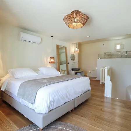 Life Aparthotel Tourlos