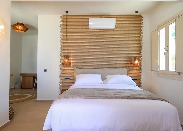 Life 4* Τούρλος